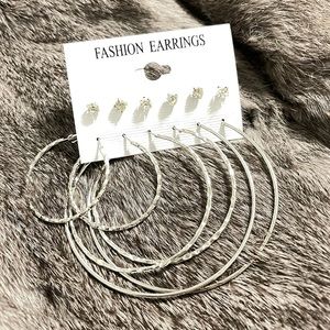 6pairs of earrings A1